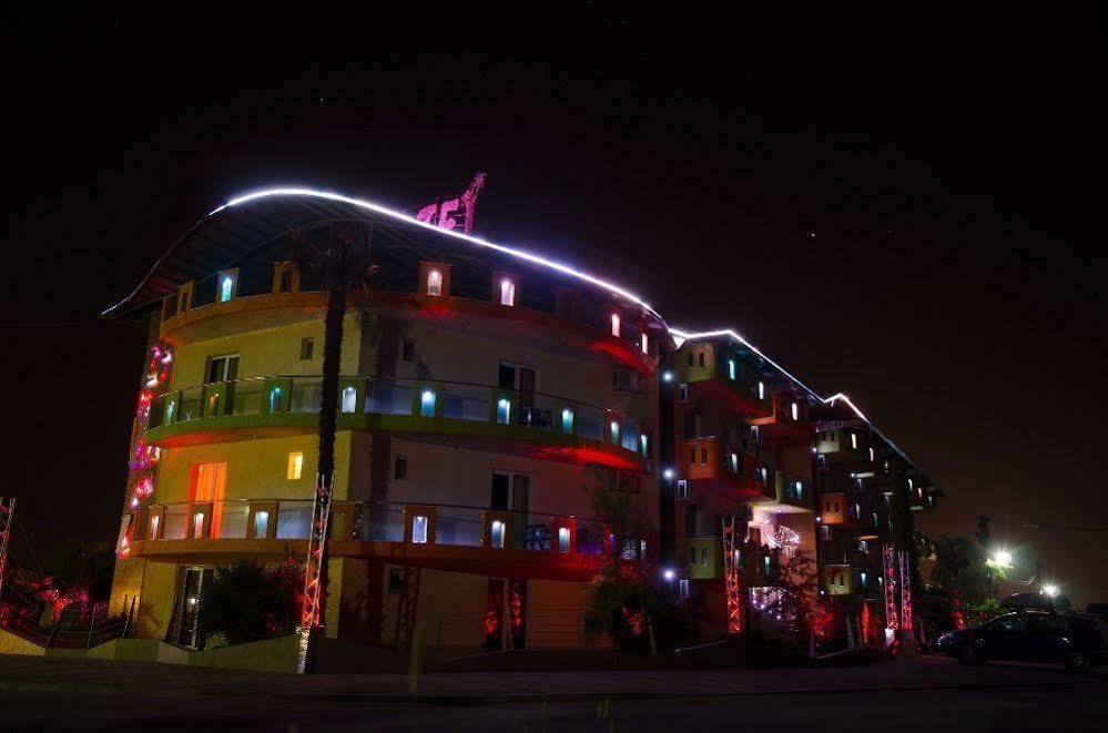 Lilalo Ηotel Paralía Esterno foto