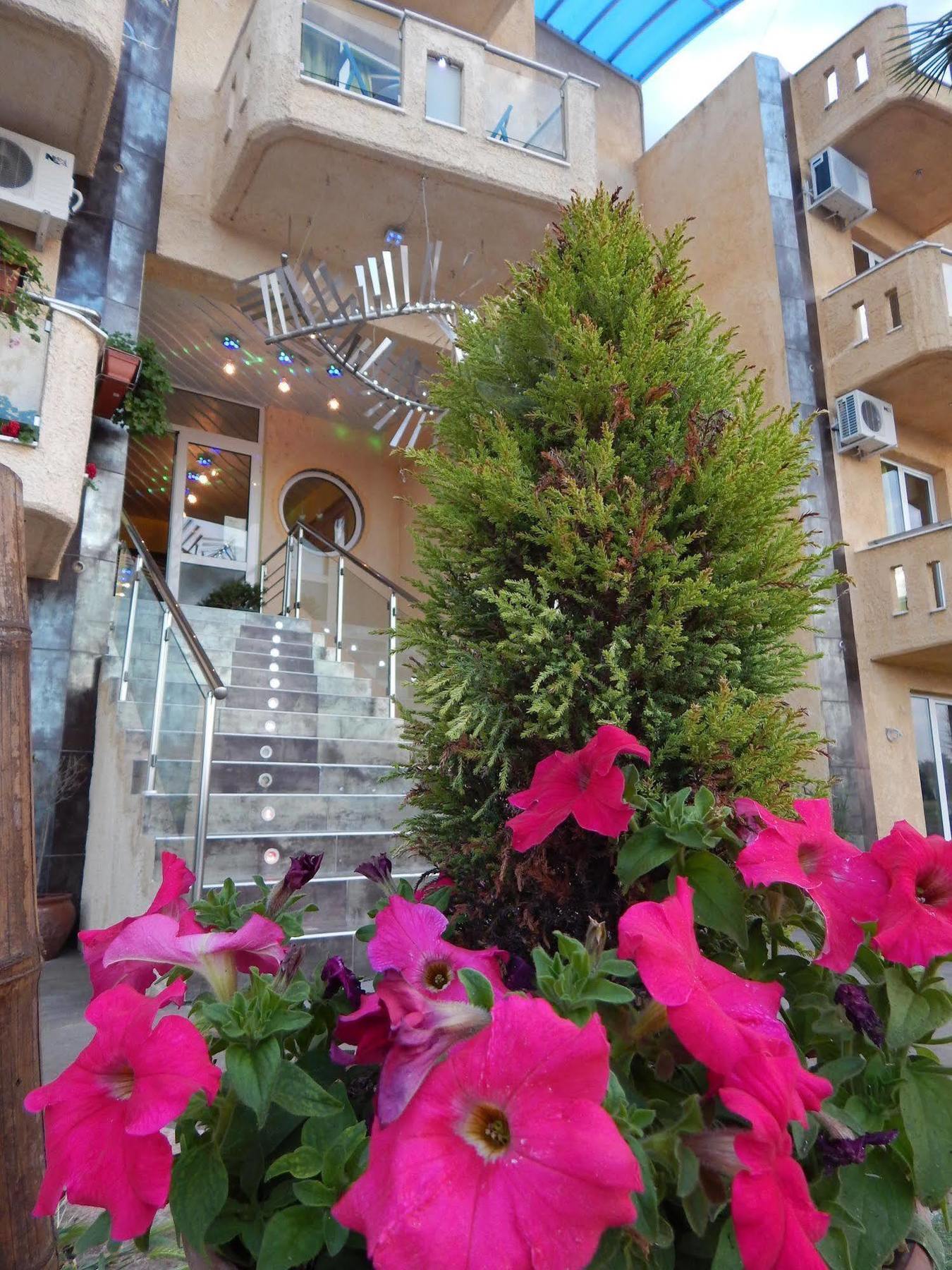Lilalo Ηotel Paralía Esterno foto