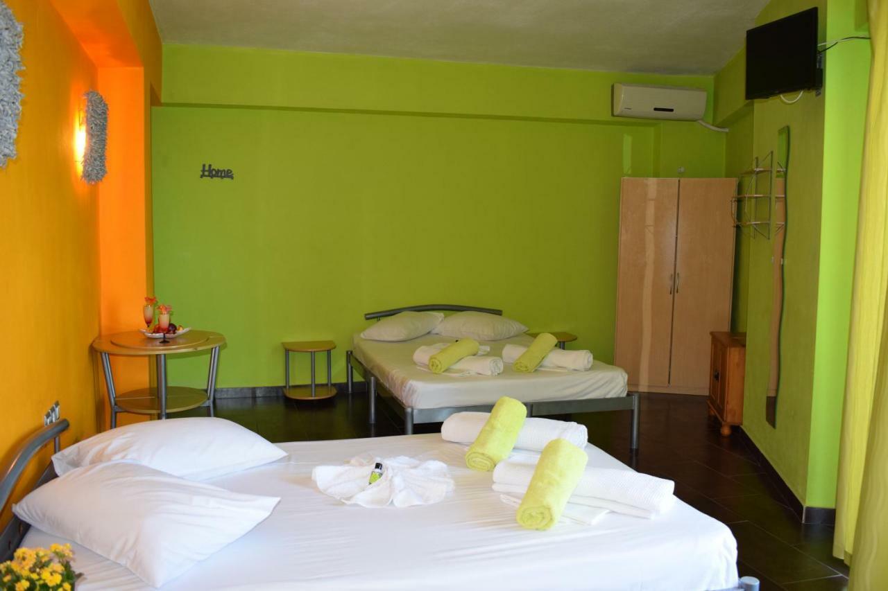 Lilalo Ηotel Paralía Esterno foto