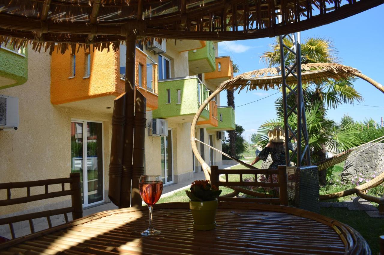 Lilalo Ηotel Paralía Esterno foto
